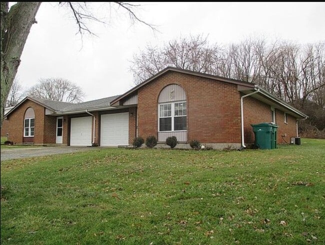 2318-2324-2324 Kewanna Ln