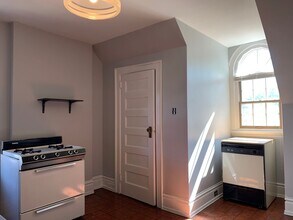 1724 Wightman St in Pittsburgh, PA - Building Photo - Building Photo