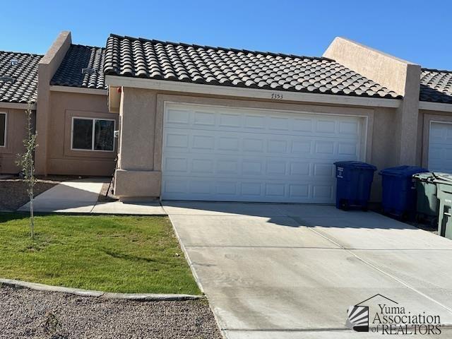 7353 E 36th Rd in Yuma, AZ - Building Photo