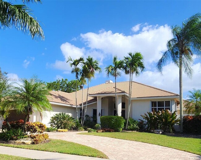 property at 405 Sabal Way