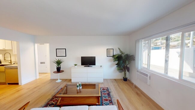 Esmeralda in Los Angeles, CA - Foto de edificio - Interior Photo