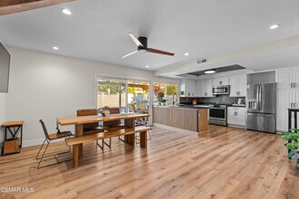 363 Larcom St in Thousand Oaks, CA - Building Photo - Building Photo