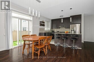 54 Moonbeam St in Ottawa, ON - Building Photo - Building Photo