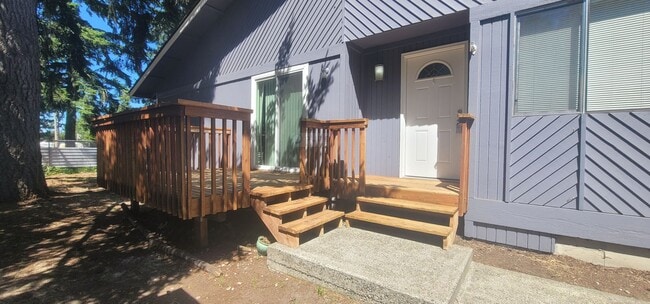 property at 8104 N Bicentennial Loop SE