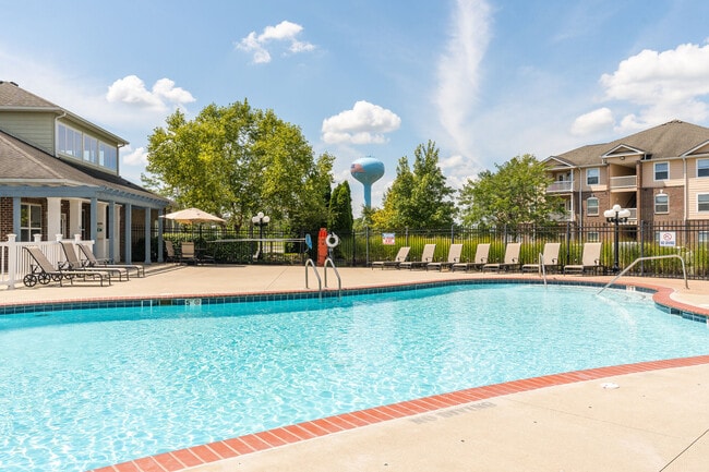 Copper Chase at Stones Crossing in Greenwood, IN - Foto de edificio - Building Photo