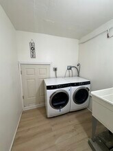 4 Montrose St, Unit #1 in Boston, MA - Foto de edificio - Building Photo