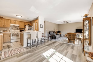 Creekside at Asheville in Asheville, NC - Building Photo