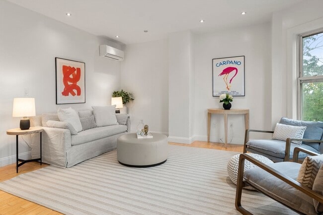 178 Hyde Park Ave in Boston, MA - Building Photo - Building Photo