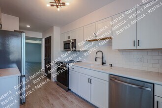 9275 E Mission Ln in Scottsdale, AZ - Building Photo - Building Photo