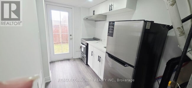 50 Rockman Cres in Brampton, ON - Building Photo - Building Photo