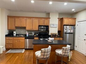 180 L St, Unit 1 in Boston, MA - Building Photo