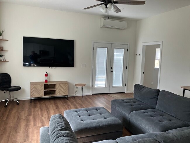 1105 Granite Hill Rd in Grants Pass, OR - Building Photo - Building Photo