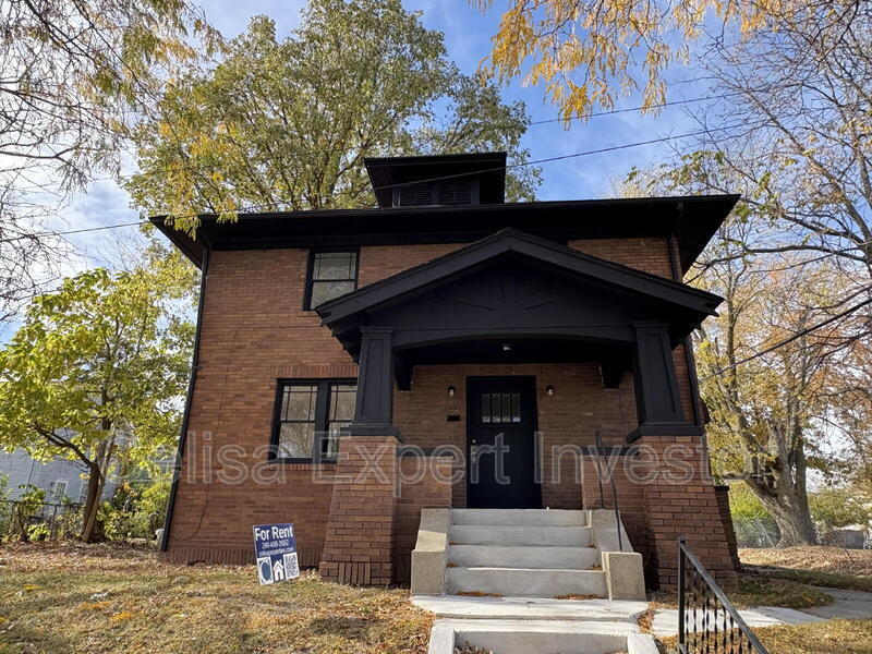 2602 Warsaw St in Fort Wayne, IN - Building Photo