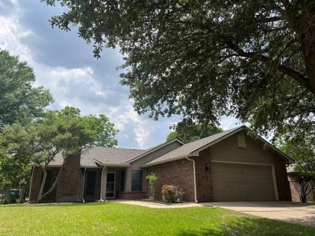 1913 Parkside Dr in Denton, TX - Building Photo - Building Photo