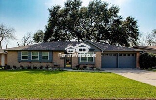 6007 Dryad Dr in Houston, TX - Building Photo