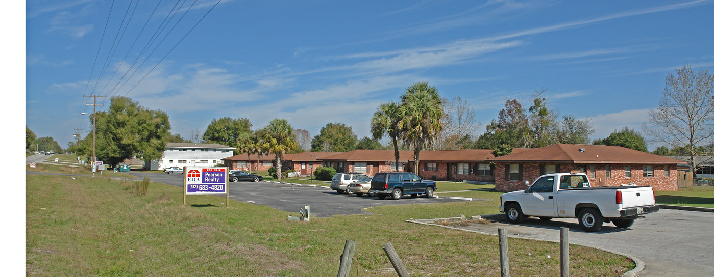 304 Pleasant Grove Rd in Inverness, FL - Building Photo