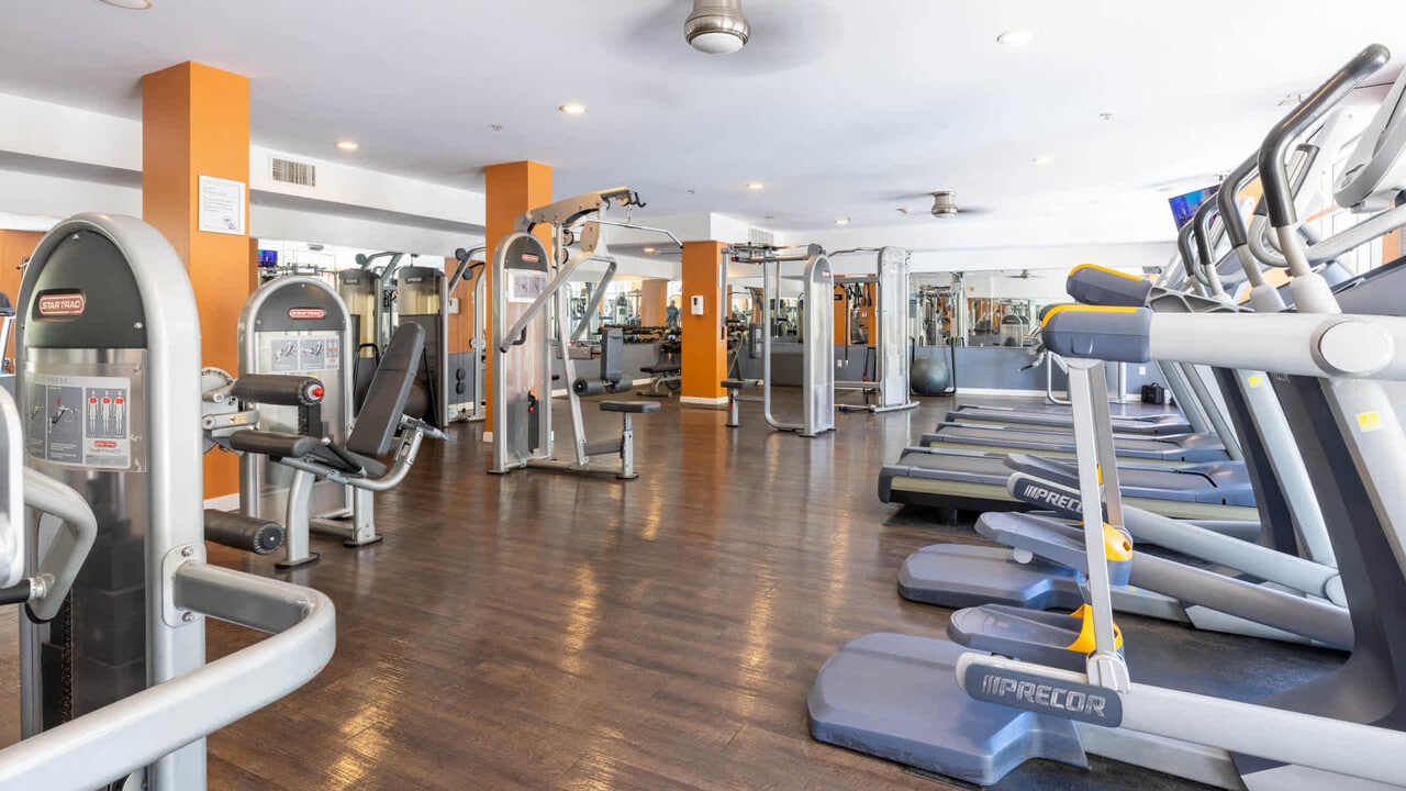 Pacific Place in Los Angeles, CA - Building Photo