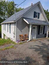 954 E Elm St in Scranton, PA - Building Photo - Building Photo