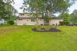 107 Konner Ave in Montville, NJ - Building Photo - Building Photo