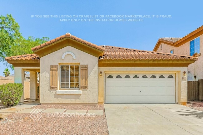 property at 2032 E Carla Vista Dr