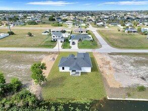 125 NW 24th Ave in Cape Coral, FL - Building Photo - Building Photo