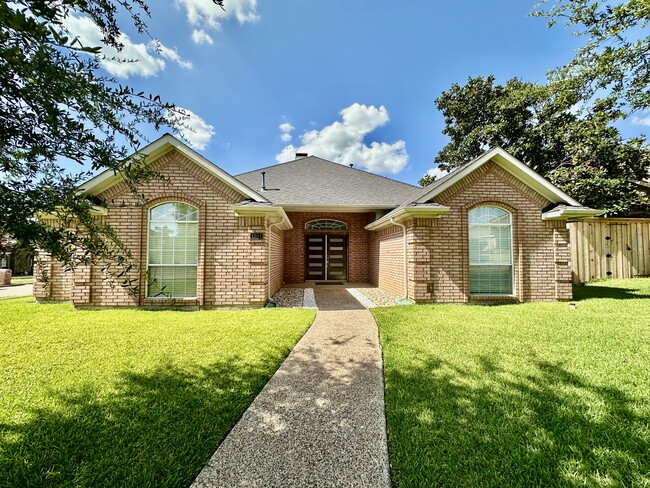 property at 1301 Royal Palm Ln