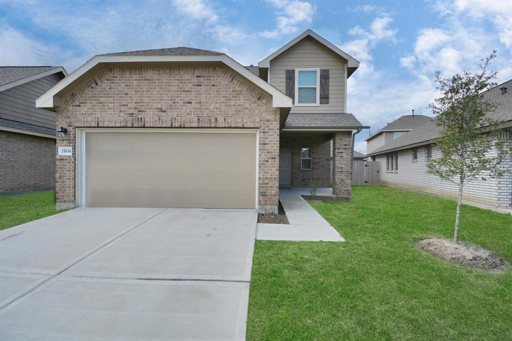 15839 Kinlough Dr in Humble, TX - Building Photo