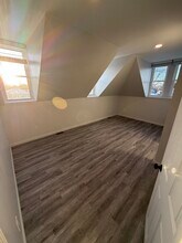 934 11th Ave, Unit 2F in Prospect Park, PA - Foto de edificio - Building Photo