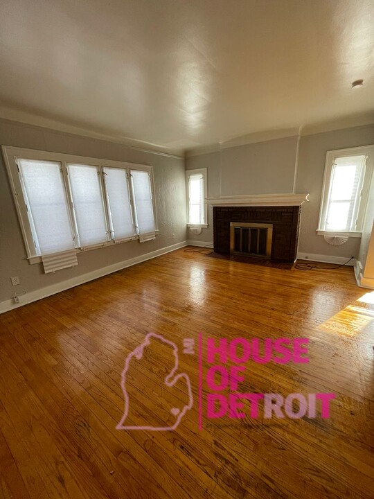 14551 Mettetal St in Detroit, MI - Building Photo