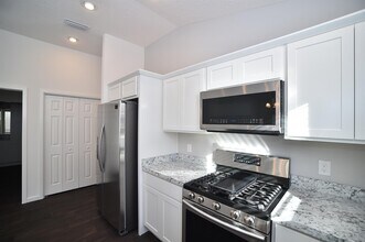 2012 Cerny Ct in the Villages, FL - Foto de edificio - Building Photo