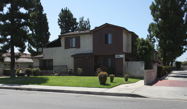 11126 Elliott Ave in El Monte, CA - Foto de edificio - Building Photo