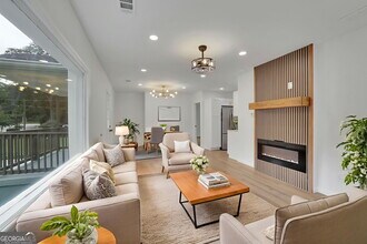 808 S Park Dr in Marietta, GA - Building Photo - Building Photo