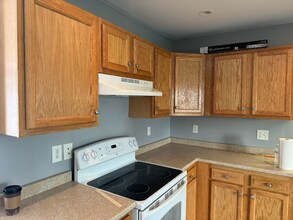 183 Prospect St in Bristol, CT - Building Photo - Building Photo