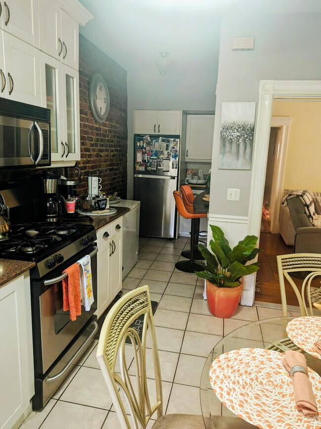 33 Page St, Unit 33 Page Street Revere in Revere, MA - Building Photo - Building Photo