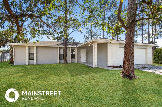 739 Isle Royale Ave in Palm Bay, FL - Building Photo - Building Photo