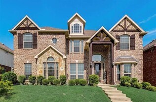 308 Wisteria Way in Red Oak, TX - Building Photo