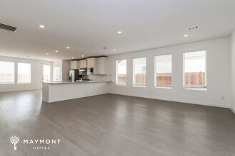 6407 Symphony Wave Dr in Park Row, TX - Building Photo - Building Photo