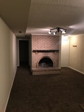 3405 Brookview Dr in Burnsville, MN - Building Photo - Building Photo