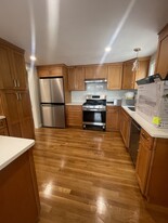 81 Nichols Ave, Unit 81 Apartamentos