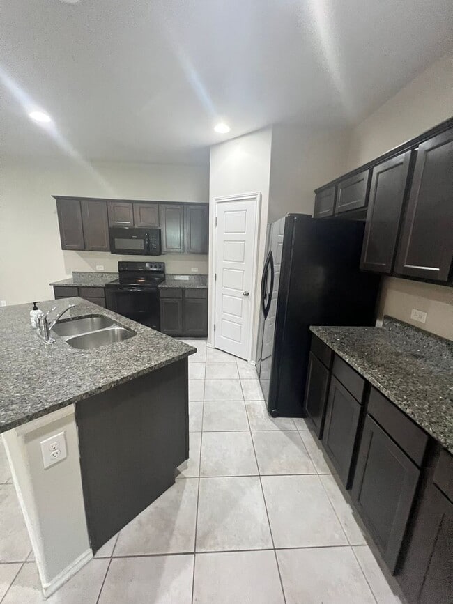 property at 1214.1216 Garland Rd