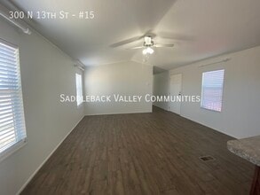 300 N 13th St in Saratoga, WY - Building Photo - Building Photo