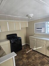 1500 Adam St in New Iberia, LA - Building Photo - Building Photo