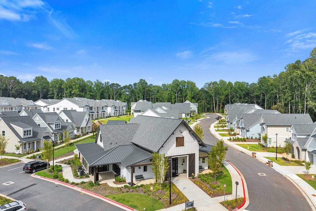 Hayloft Big Creek in Alpharetta, GA - Foto de edificio