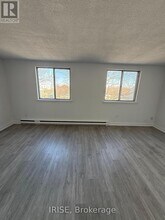 7555 Goreway Dr in Mississauga, ON - Building Photo - Building Photo