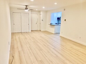 2227 Canyon Blvd in Boulder, CO - Building Photo - Building Photo