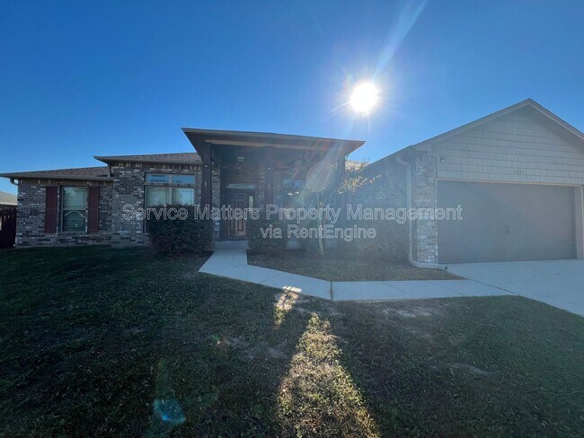 7037 Season Dr in Milton, FL - Building Photo - Building Photo