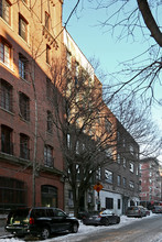 129 Perry St in New York, NY - Foto de edificio - Building Photo