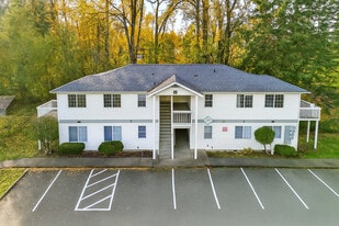 Studio Apartment for Rent in Bellingham! in Bellingham, WA - Building Photo