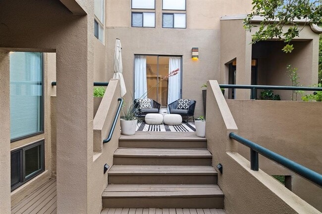 1707 Spyglass Dr