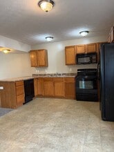 2412 S Woolery Mill Dr in Bloomington, IN - Building Photo - Building Photo